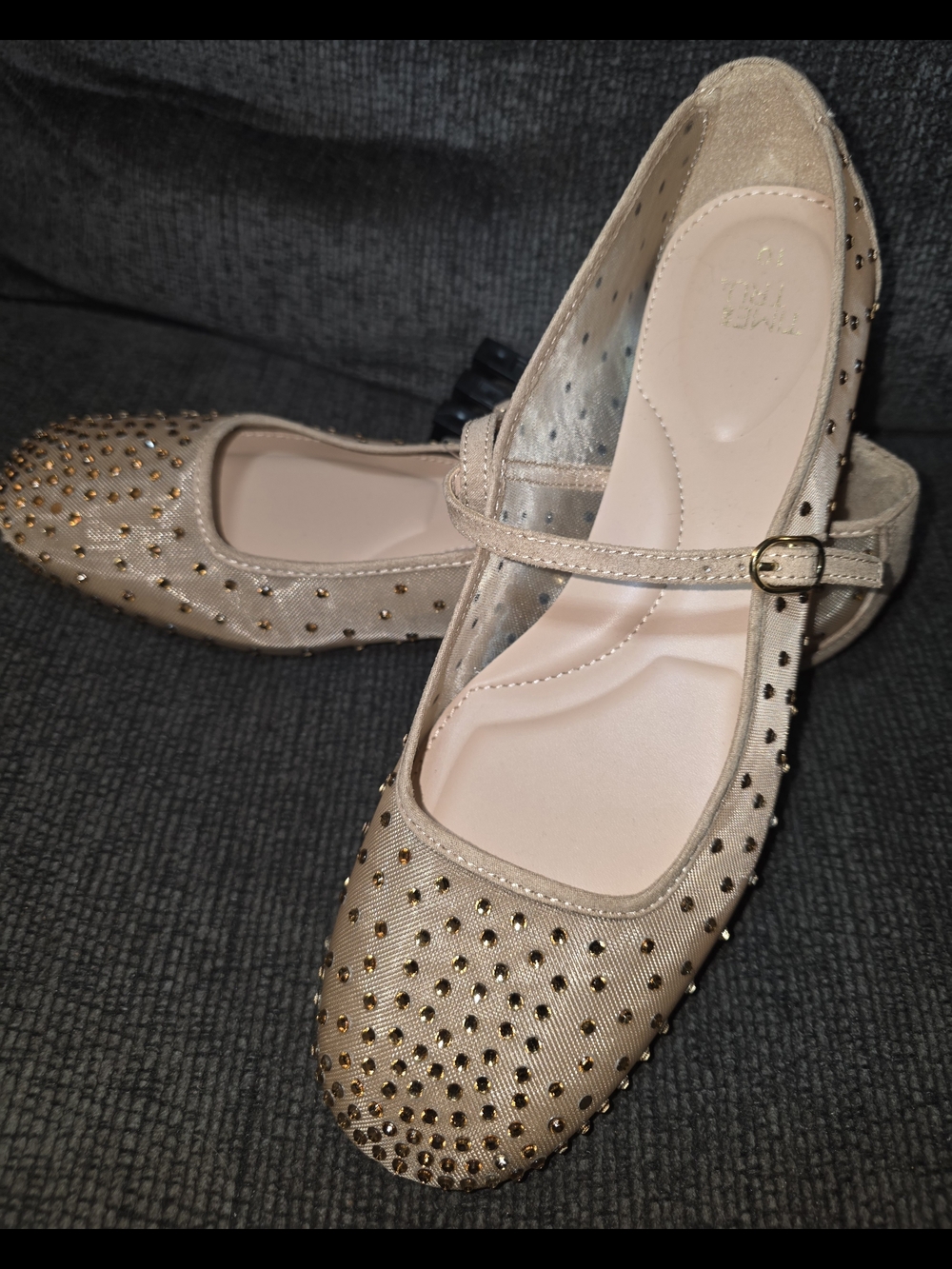 Time and Tru Beige Mary Jane Flats with Gold Studs NWOT